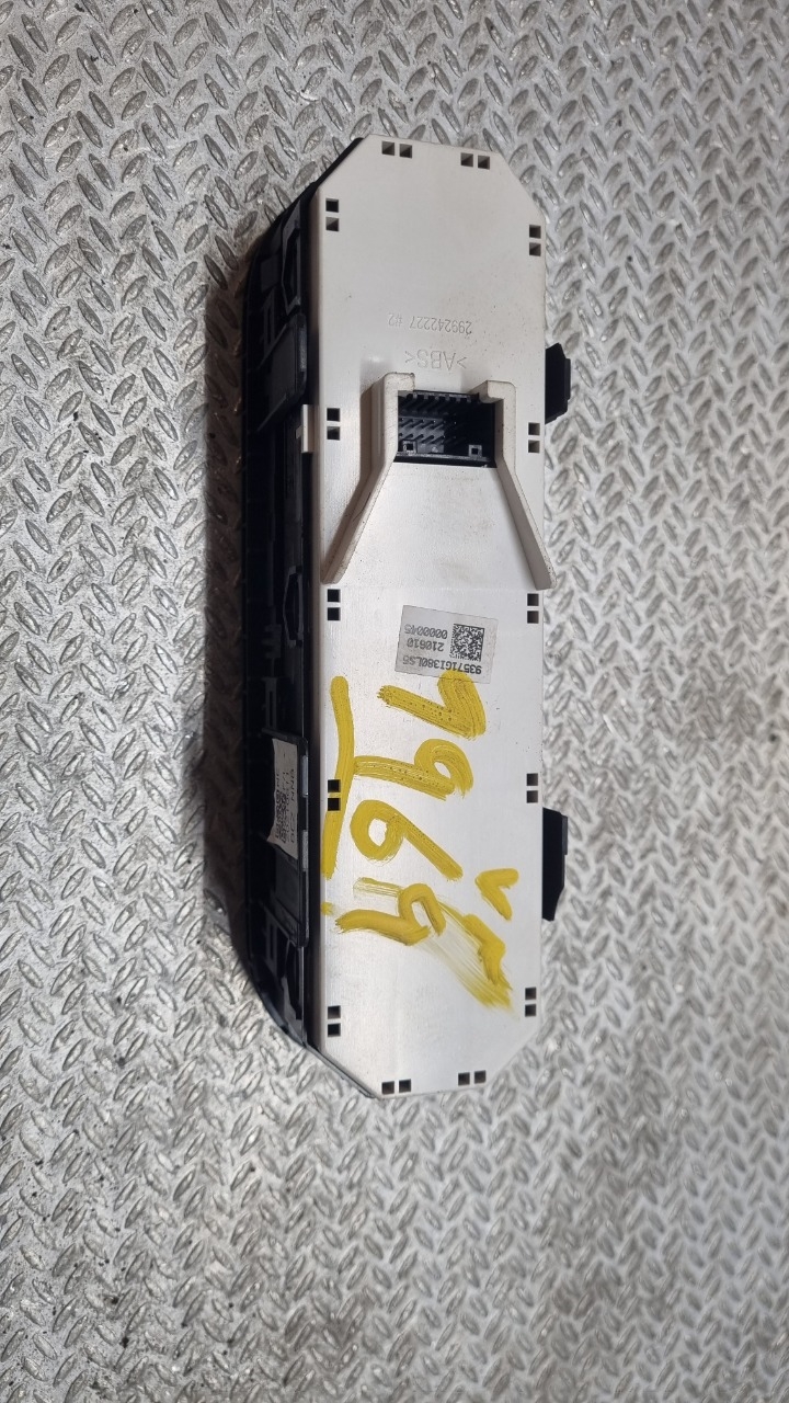 Bryter ruteheis til Hyundai Ioniq 5 2021-->>  (HYUNDAI||93571GI380LS5)