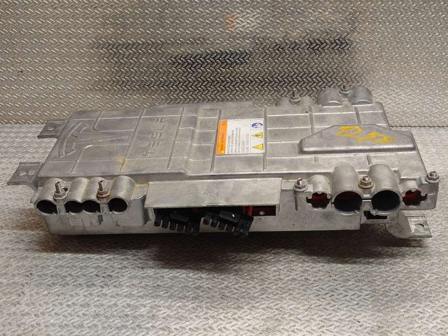 Inverter hybrid til Tesla Model S 2013-2016 (Fase 1)  (TESLA|104891200A|1048912-00-A)