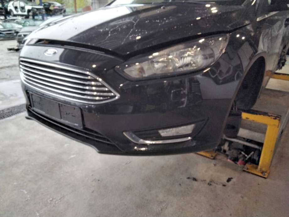 Støtfanger foran til Ford Focus 2014-2018 (Type III, Fase 2)  (FORD|2016512|F1EB17757AJXWAA|)