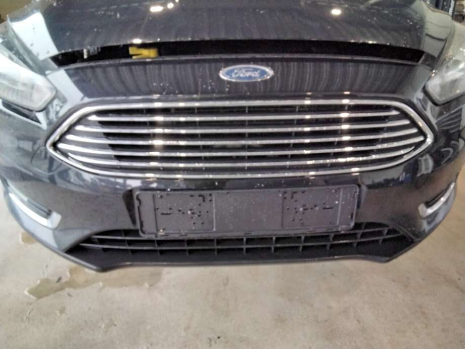 Grill til Ford Focus, 2014-2018 (Type III, Fase 2)  (FORD|1883657)