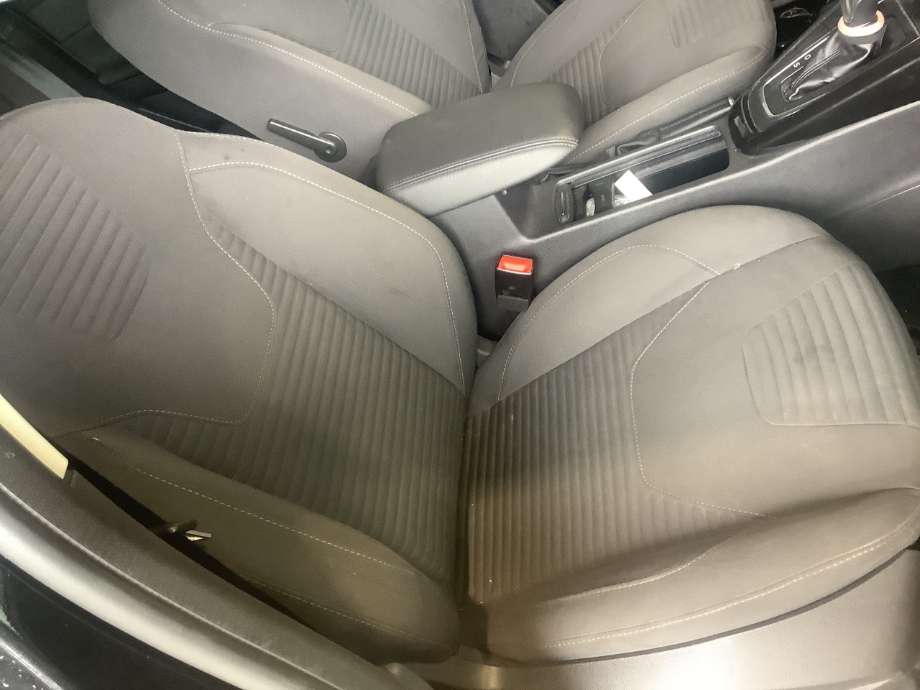 Sete foran høyre til Ford Focus, 2014-2018 (Type III, Fase 2)  (FORD|)