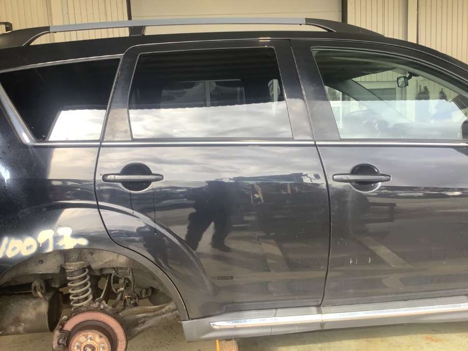 Dør høyre bak til Mitsubishi Outlander, 2010-2012 (Type II, Fase 2)  (MITSUBISHI|5730A242)