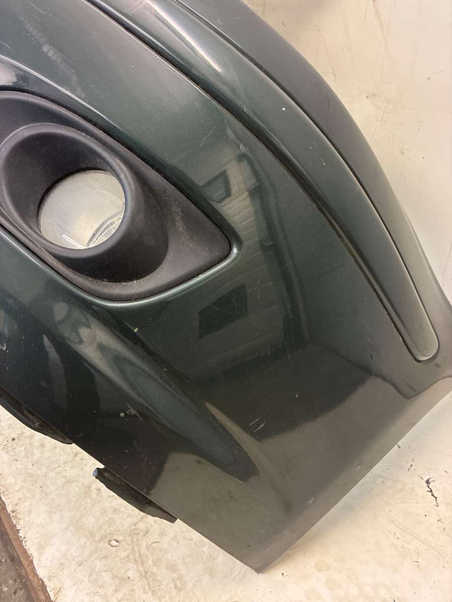 Støtfanger foran til Toyota Avensis 2003-2008 (Type II)  (TOYOTA|5211905910|)