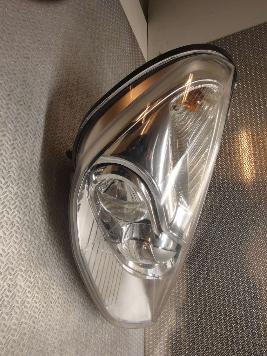 Frontlykt høyre xenon til Ford S-Max 2006-2010 (Type I, Fase 1)  (FORD|6M21-13005-AH|1801373|6M21-13D154-AG)