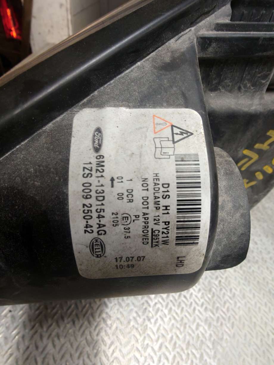 Frontlykt høyre xenon til Ford S-Max 2006-2010 (Type I, Fase 1)  (FORD|6M21-13005-AH|1801373|6M21-13D154-AG)