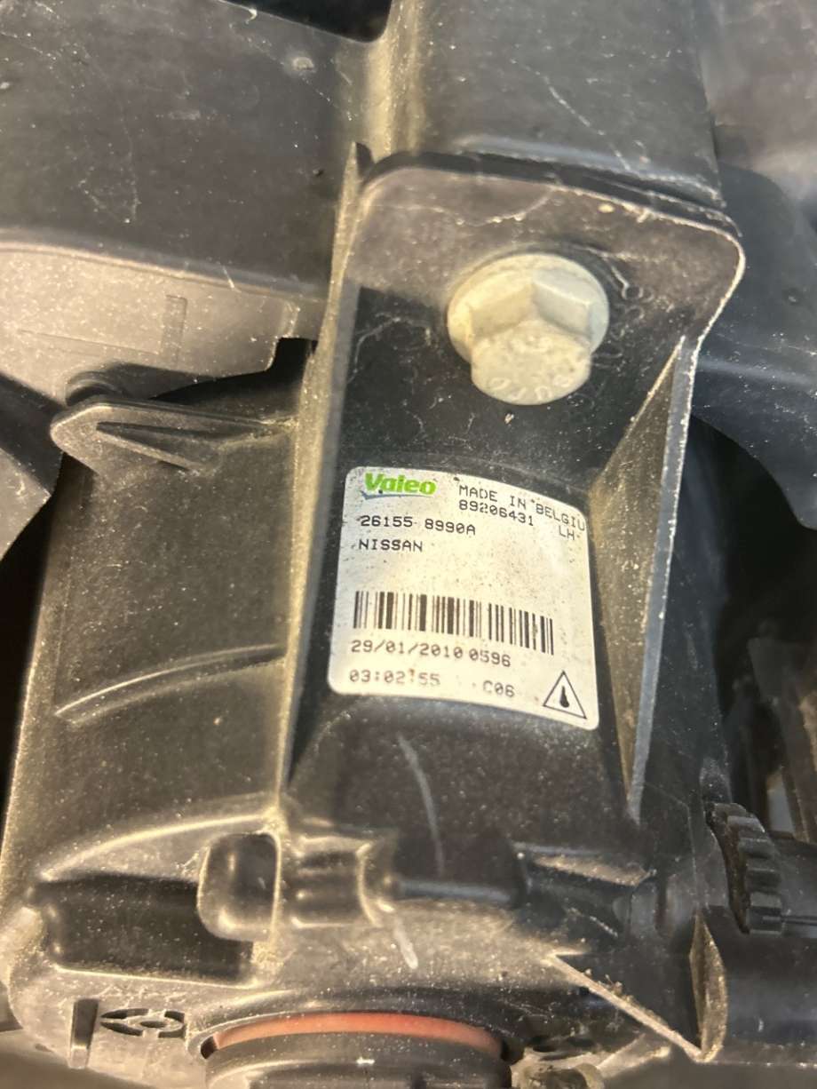 Tåkelykt venstre foran til Nissan Qashqai 2007-2010 (Type I, Fase 1)  (NISSAN|261558992A|89206431|261558990A)