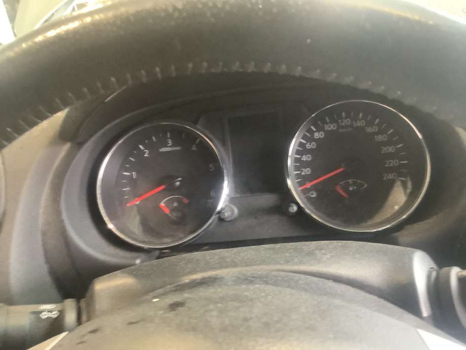 Instrumentpanel til Nissan Qashqai, 2007-2010 (Type I, Fase 1)  (NISSAN|)