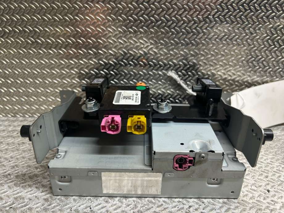 Bilstereo diverse til Jaguar XF 2015-->> (X260) (X260) (JAGUAR|C2D35999||FW9311B608AD)