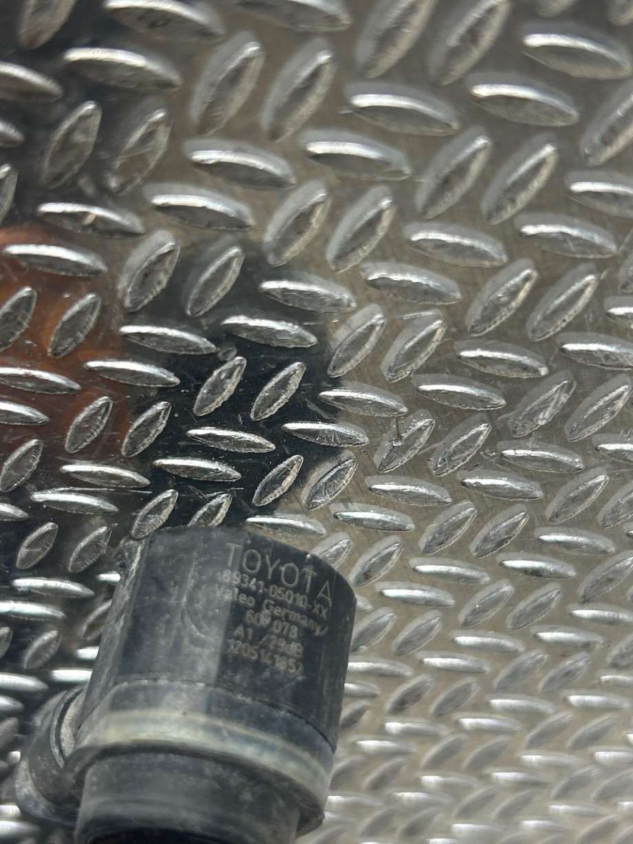 Parkeringssensor bak til Toyota Auris 2013-2015 (Type II, Fase 1)  (|8934105010XX)
