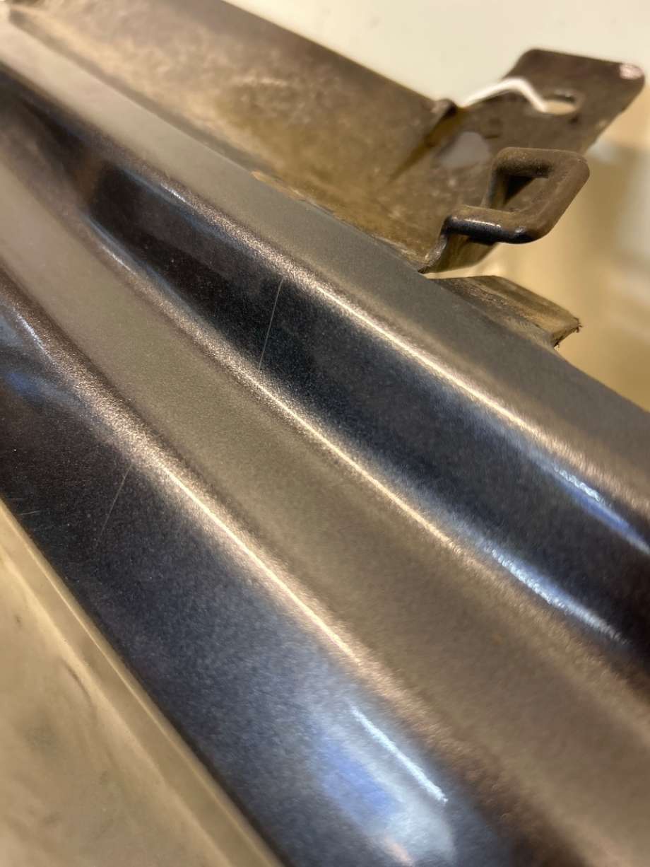 Støtfanger bak midtre del til Toyota Auris 2013-2015 (Type II, Fase 1)  (TOYOTA|5245302041|)