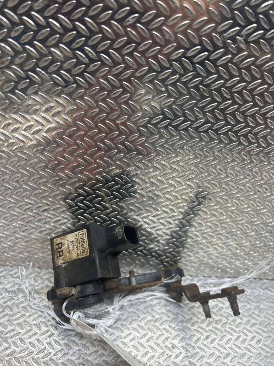 Sensor nivå til Volvo V70, 2007-2013 (Type III, Fase 1)  (VOLVO|31288274)