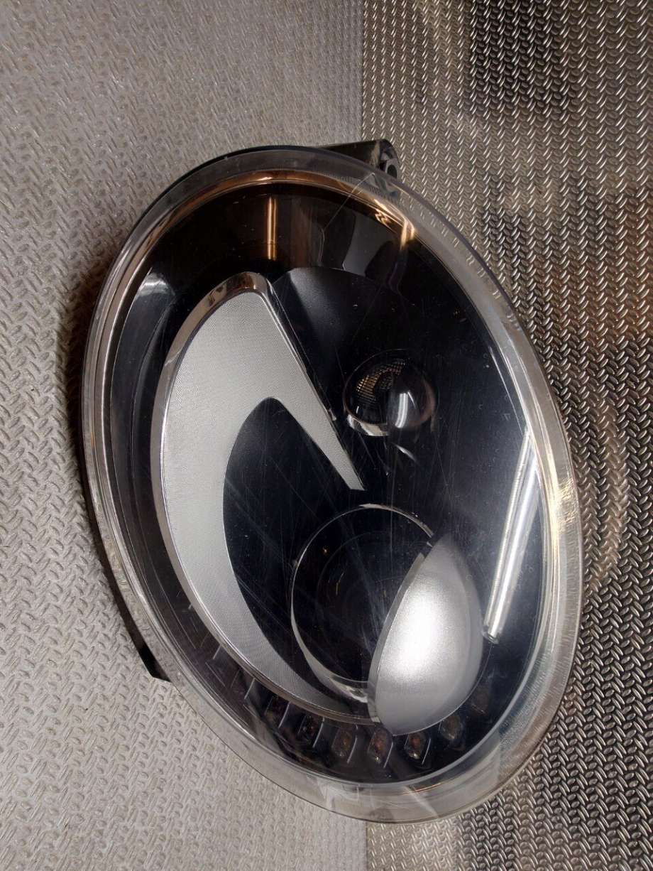 Frontlykt venstre xenon til VW Beetle 2011-2018 (Type II)  (VOLKSWAGEN|5C1 941 031 C|)