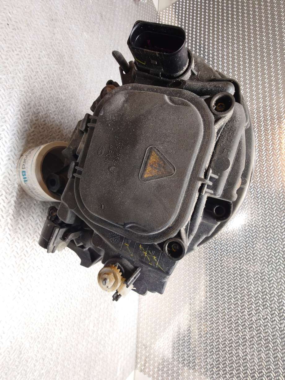Frontlykt venstre xenon til VW Beetle 2011-2018 (Type II)  (VOLKSWAGEN|5C1 941 031 C|)