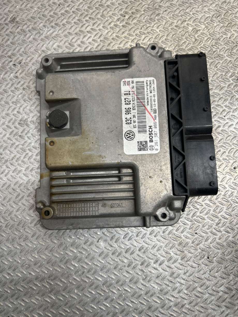 Styreenhet motor til VW Beetle, 2011-2018 (Type II)  (VOLKSWAGEN|03C906027BJ)