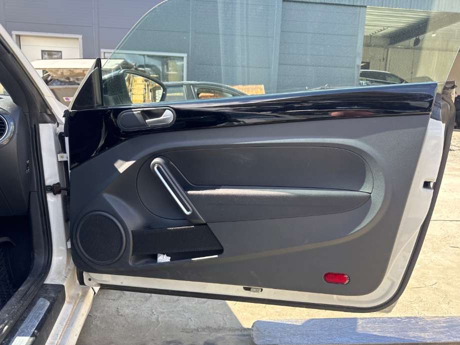 Dørtrekk høyre til VW Beetle, 2011-2018 (Type II)  (VOLKSWAGEN|)