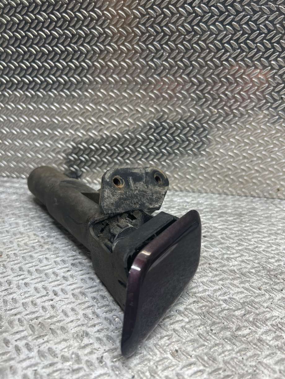 Lyktespylerdyse til Toyota Avensis 2003-2008 (Type II)  (TOYOTA|8520805020|)