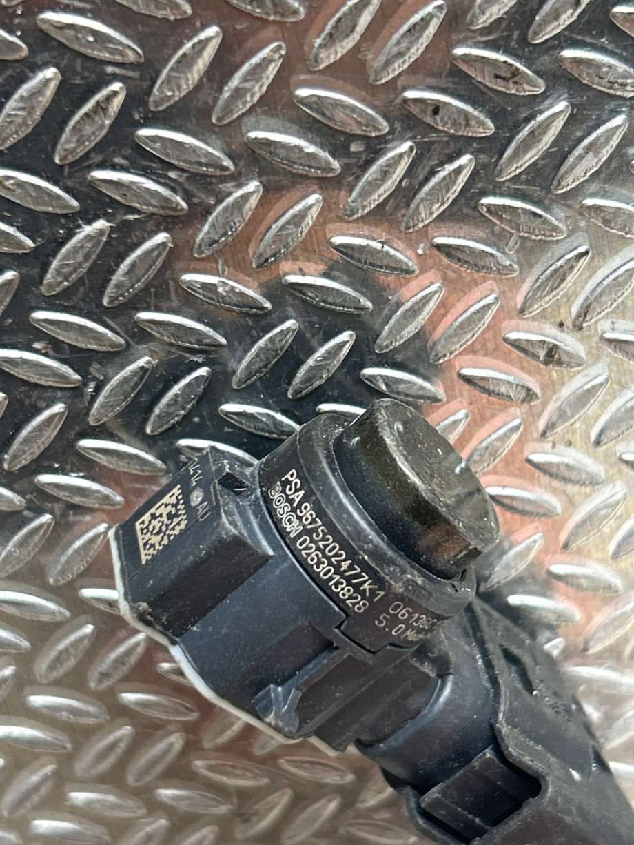 Parkeringssensor foran til Citroën C4, Picasso 2013-2018 (Type II)  (|0263013828|9675202477K1)
