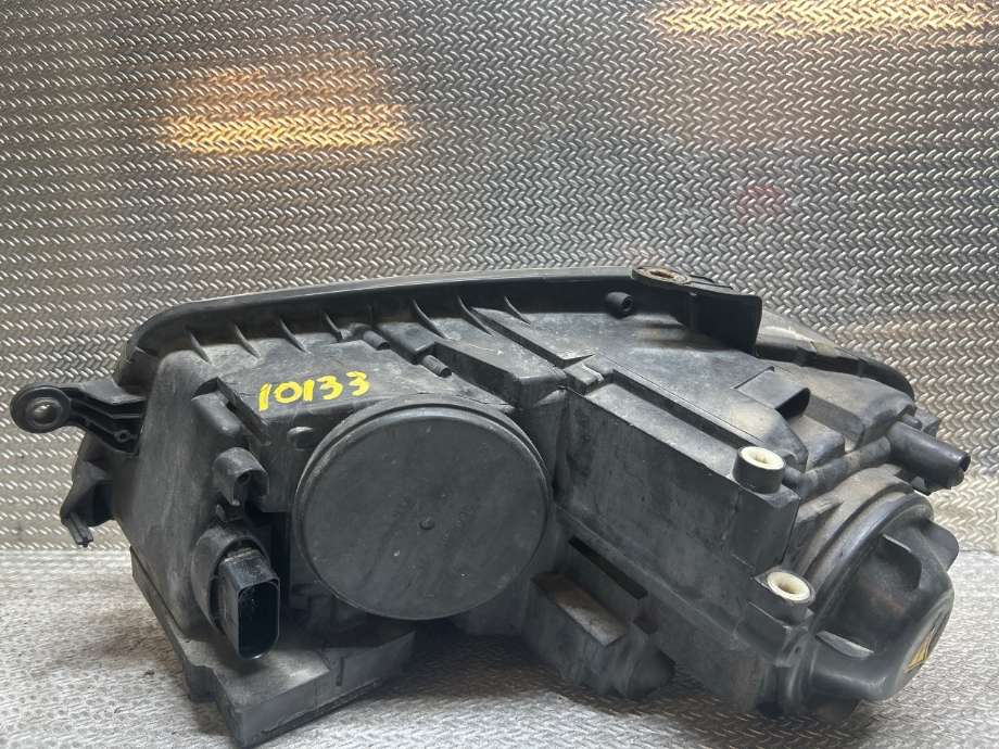 Frontlykt høyre xenon til VW Touran 2007-2010 (Type I, Fase 2)  (VOLKSWAGEN|1T1941754A||1T1941752A)