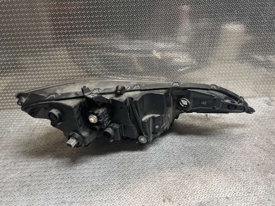 Frontlykt venstre halogen til Honda Jazz 2015-2020 (Type III) (HONDA|33150-T5A-G21|)