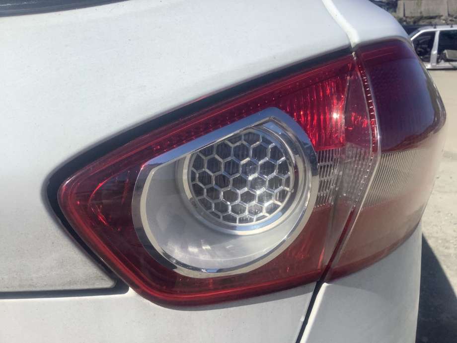 Baklykt høyre indre til Ford Kuga, 2008-2012 (Type I)  (FORD|)