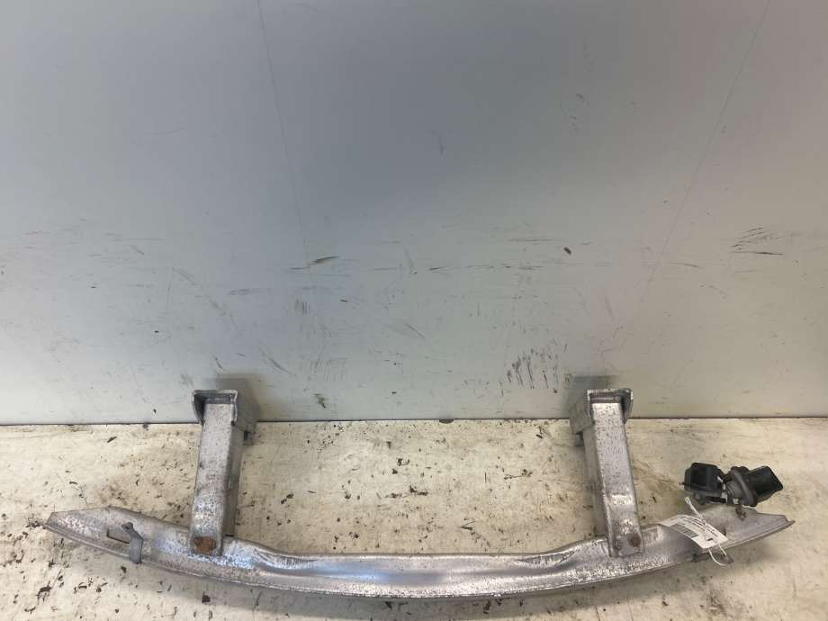 Støtfangerforsterkning foran til BMW X3 2007-2010 (Fase 2) (E83) (E83) (BMW|51113439780|51113419957|51113448461)