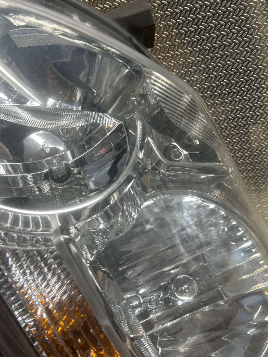 Frontlykt venstre halogen til Toyota Verso 2009-2016 (Type III)  (TOYOTA|811700F090||811500F09000)