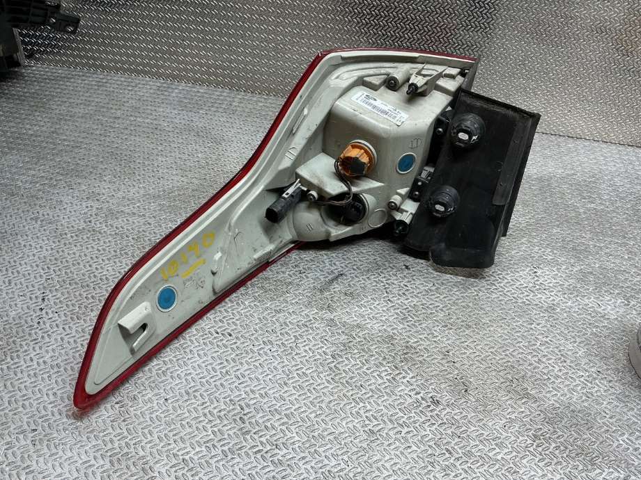 Baklykt venstre til Ford Kuga 2013-2019  (FORD|CV44-13405-BH|2039549|CV44-13405-BG)