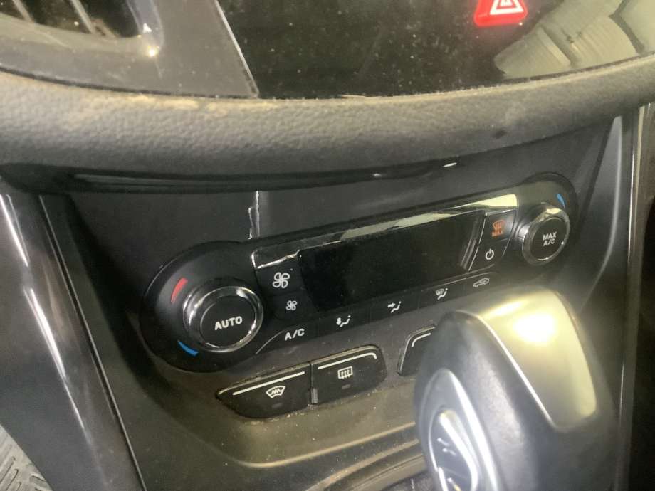 Varmeapparat betjening til Ford Kuga, 2013-2019  (FORD|)