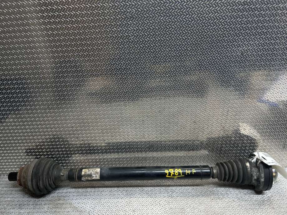 Drivaksel høyre foran til VW Golf V, Combi, 2003-2008  (VOLKSWAGEN|1K0407272EN)