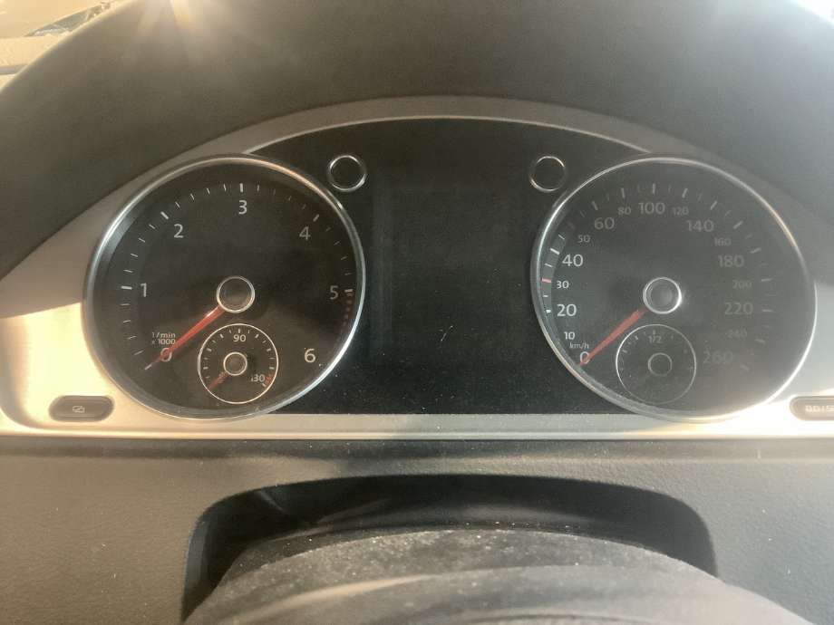 Instrumentpanel til VW Passat, 2011-2015 (B7) (B7) (VOLKSWAGEN|)
