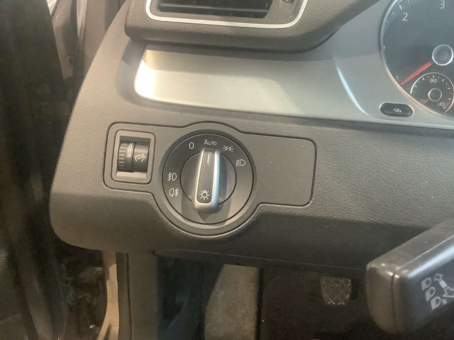 Bryter lys til VW Passat, 2011-2015 (B7) (B7) (VOLKSWAGEN|)