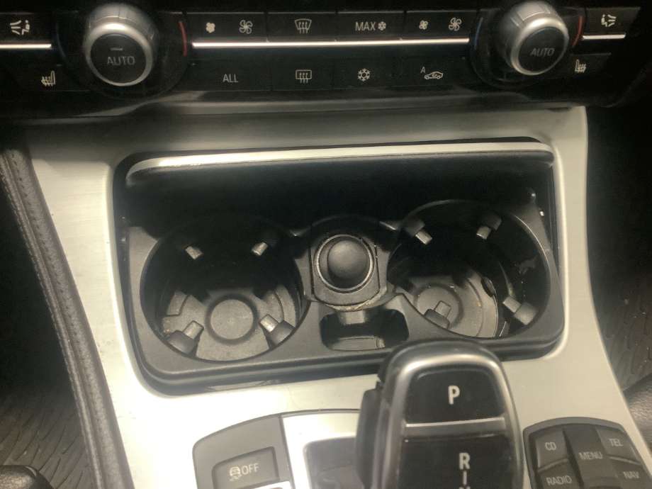 Innredning, Konsoll til BMW 5-Serie, 2010-2017 (F10/F11) (F10/F11) (BMW|)
