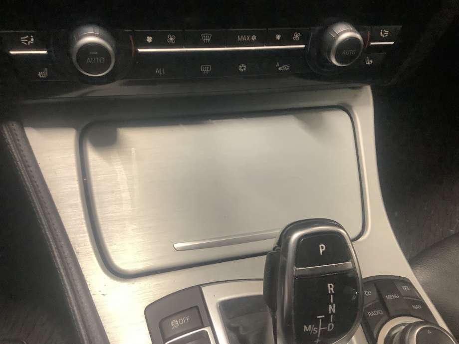 Innredning, Konsoll til BMW 5-Serie 2010-2017 (F10/F11) (F10/F11) (BMW|)
