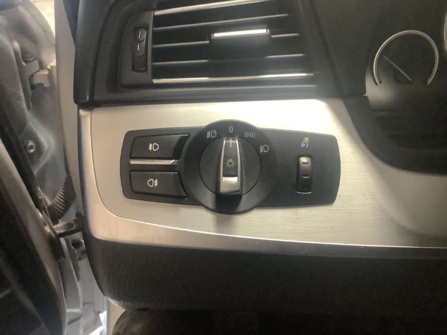 Bryter lys til BMW 5-Serie, 2010-2017 (F10/F11) (F10/F11) (BMW|)