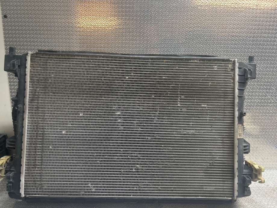 Radiator (automat gir) til VW e-Golf, 2014-2017 (Fase 1)  (VOLKSWAGEN|5WA121251M)