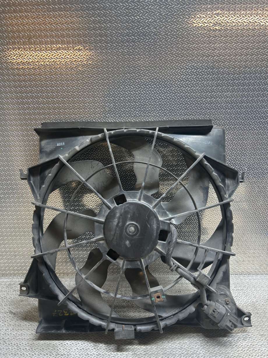 Kjølevifte til Hyundai Ix35, 2010-2015  (HYUNDAI|253802Y000)