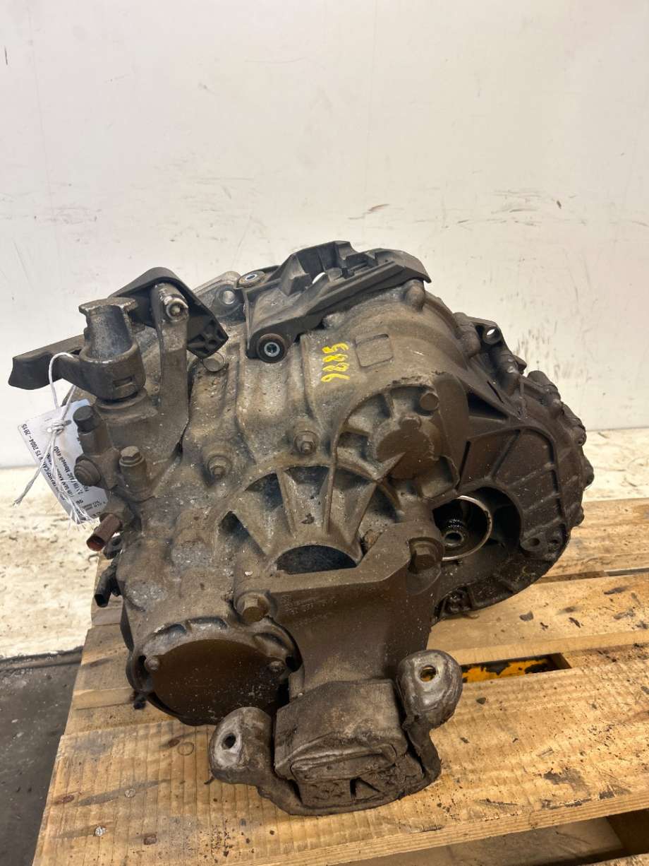Girkasse manuell 6-trinn til VW Transporter / Caravelle, 2009-2015 (Fase 2) (T5) (T5) (VOLKSWAGEN|0A5300012L)