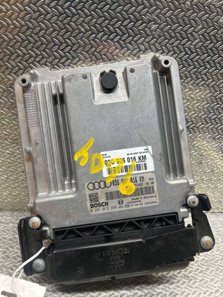 Styreenhet motor til Audi A4, 2004-2008 (Type III) (B7) (B7) (AUDI|03G997057QX)
