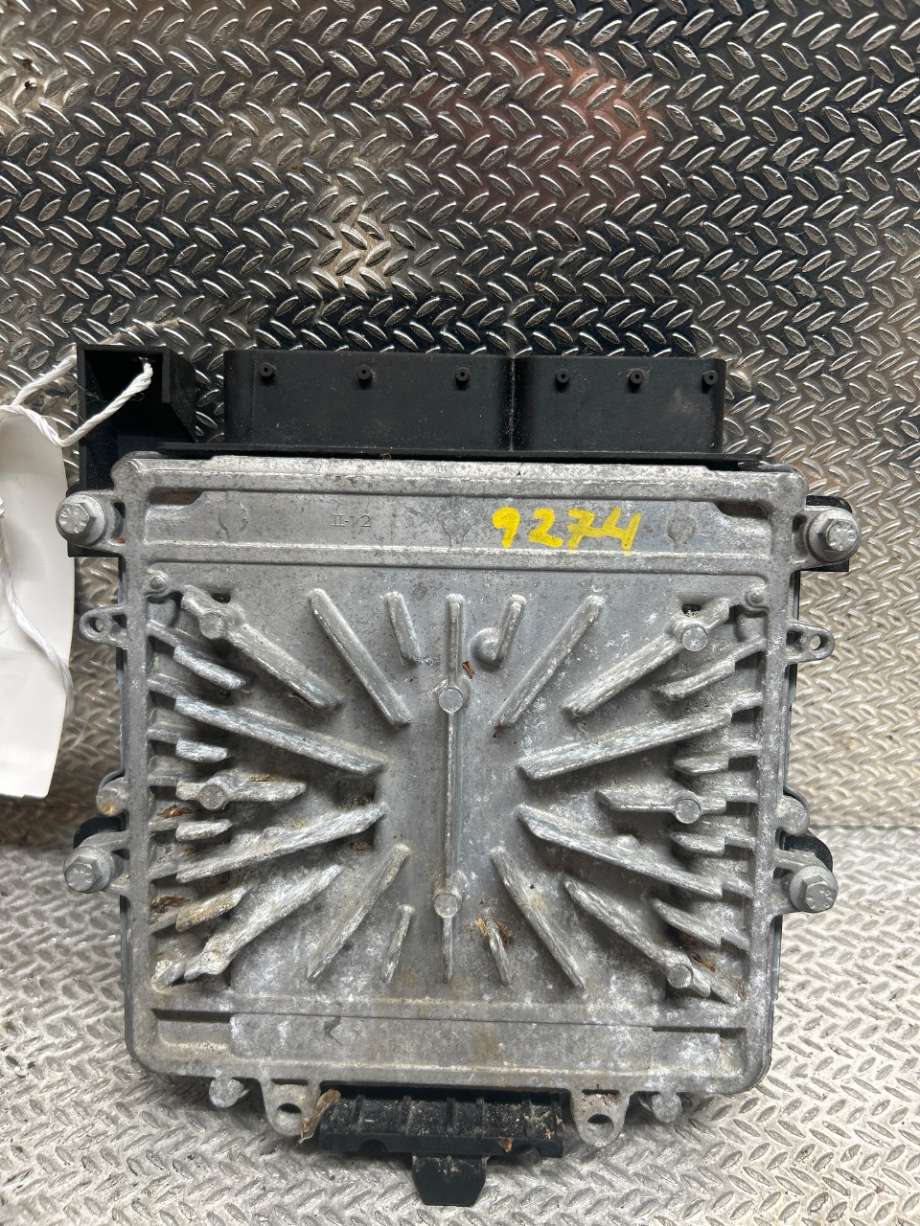 Styreenhet motor til Volvo XC70, 2008-2013 (Type II, Fase 1)  (VOLVO|36002596)