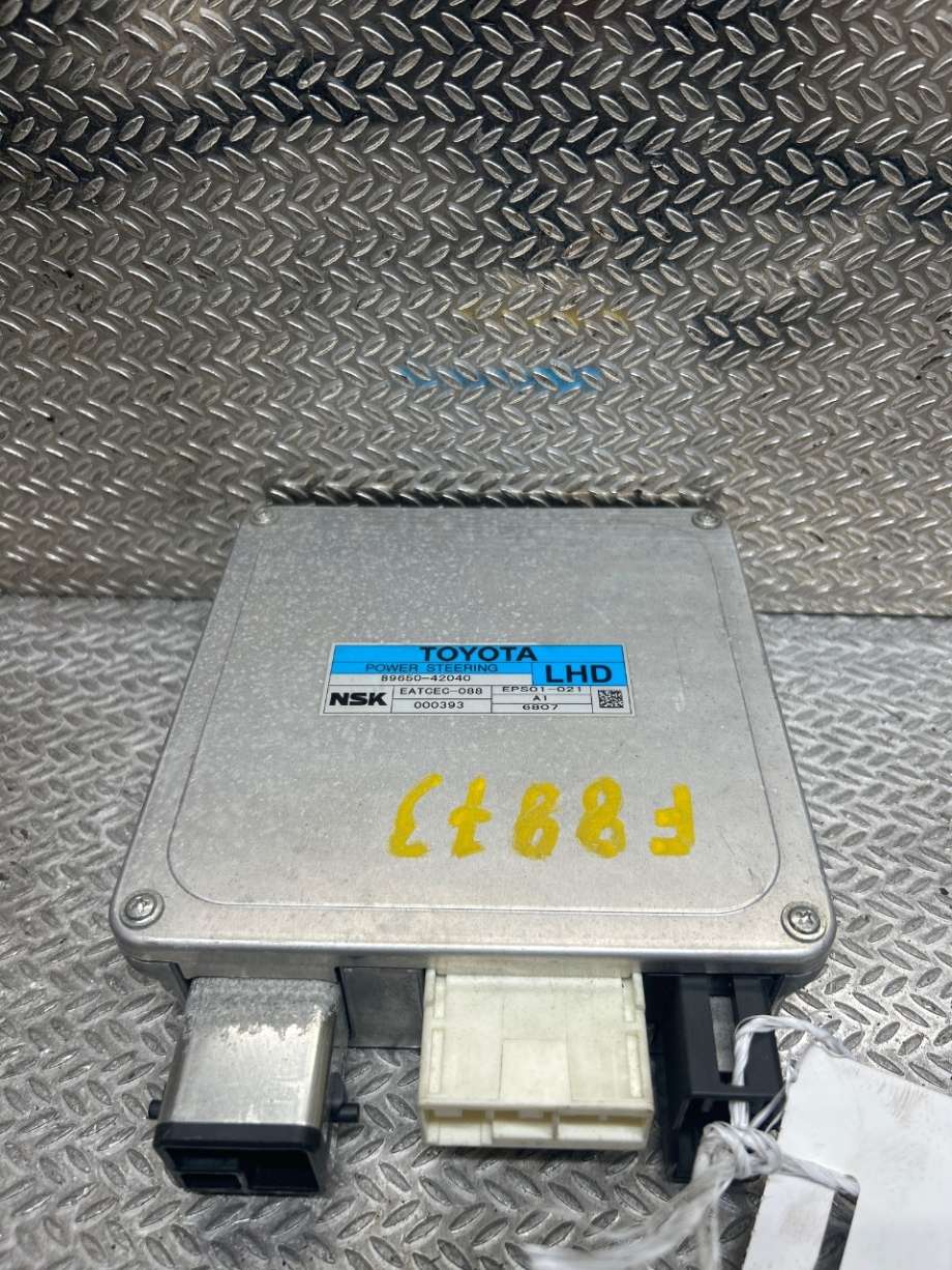 Styreenhet servo til Toyota RAV4, 2006-2009 (Type III, Fase 1)  (TOYOTA|8965042040)