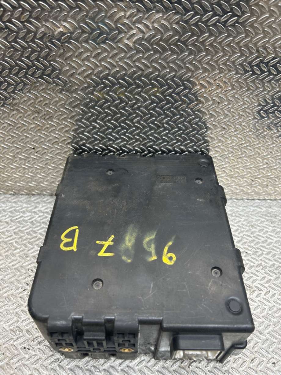 Styreenhet ABS til Toyota Prius, 2004-2009 (Type II) (COMBI) (COMBI) (TOYOTA|)