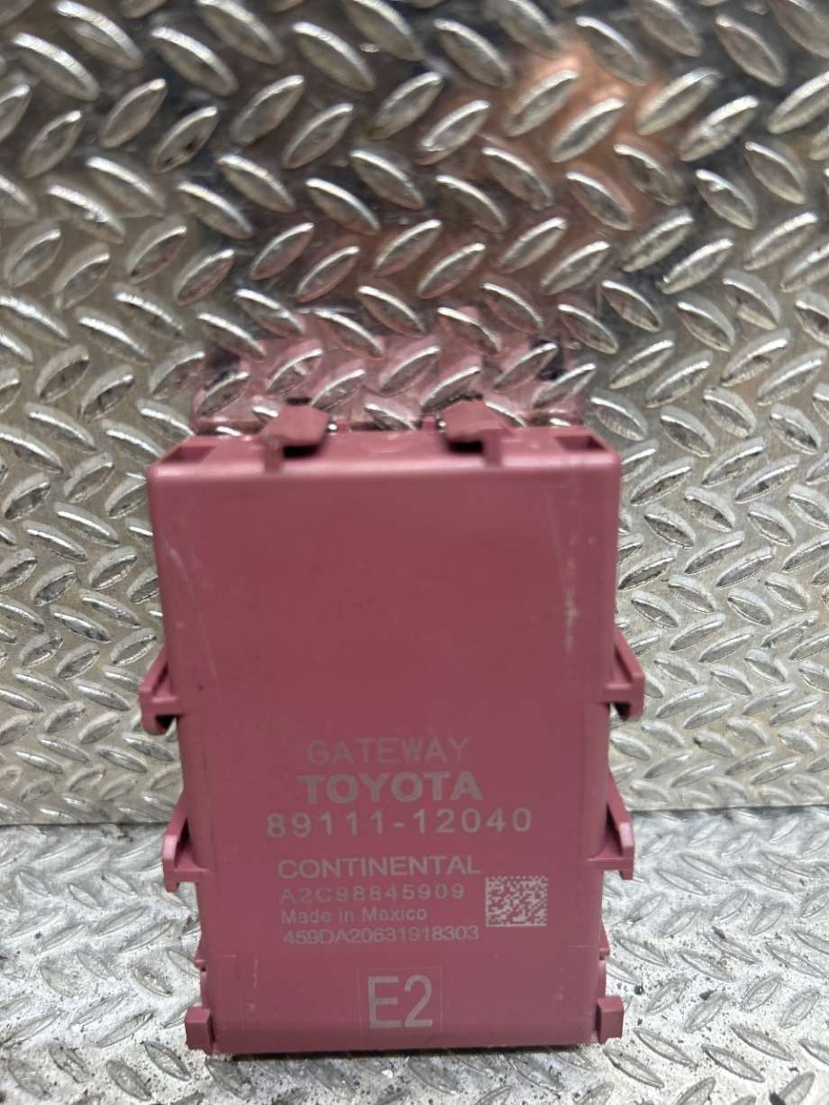 Styreenhet diverse til Toyota RAV4, 2019-->> (Type V)  (TOYOTA|8911112040)