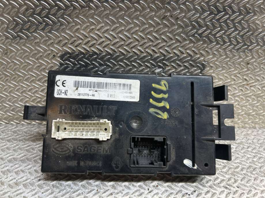 Styreenhet diverse til Opel Vivaro A, 2001-2006 (OPEL|93863187)