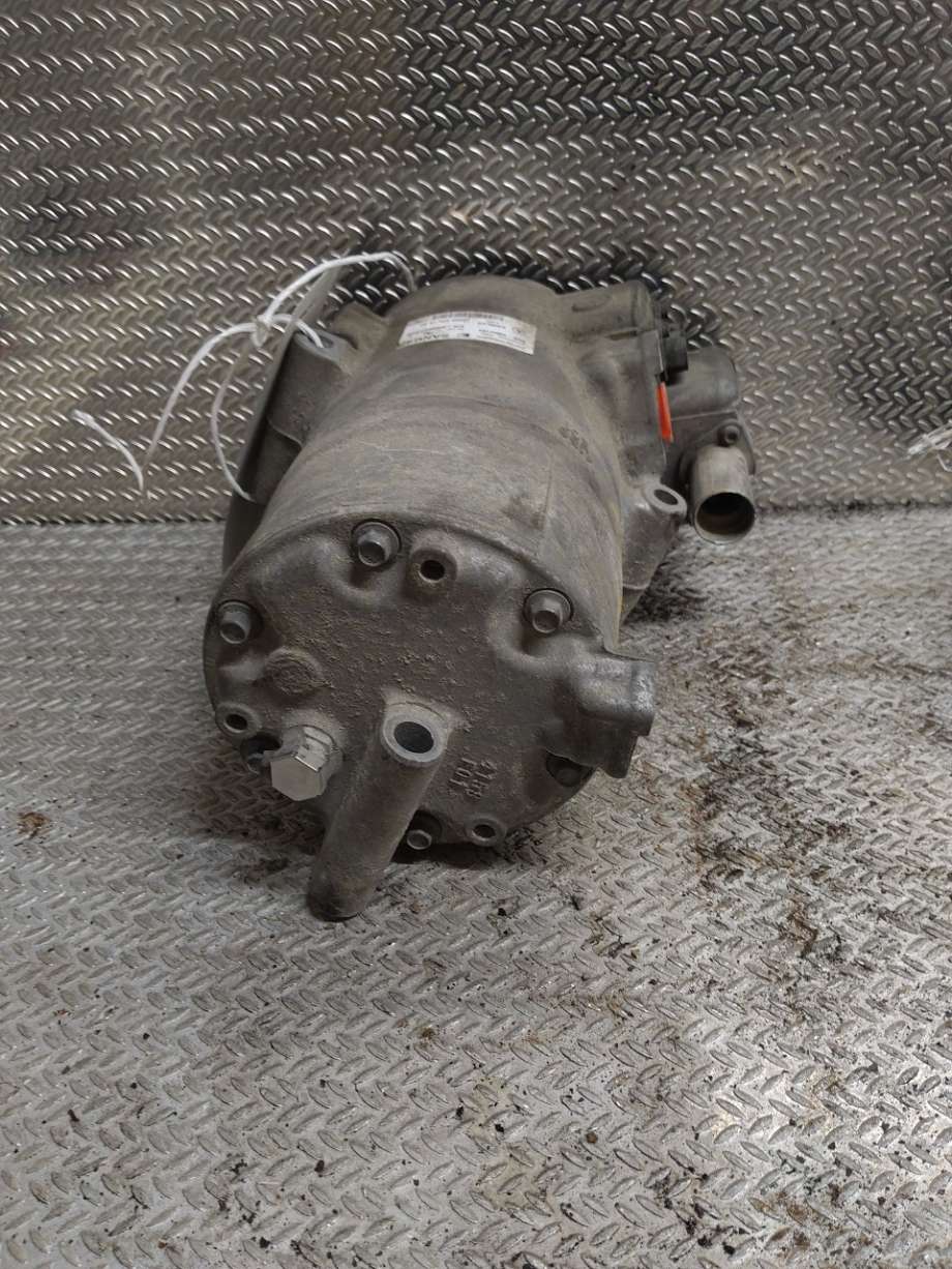 Aircondition kompressor til Mercedes C-Klasse, 2014-2018 (Fase 1) (W205) (W205) (MERCEDES|A0008302800)