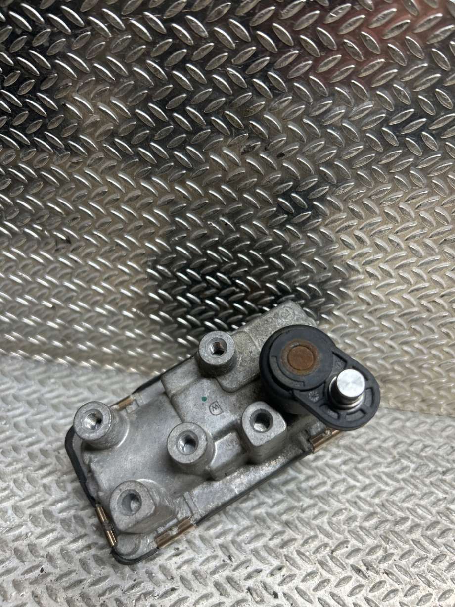 Turbo til BMW 3-Serie, 2012-2018 (F30/F31/F34) (F30/F31/F34) (BMW|11 65 8 519 476)