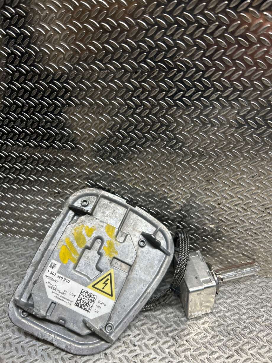 Styreenhet xenon/ballast til Volvo V50, 2007-2012 (Fase 2)  (VOLVO|31214563)
