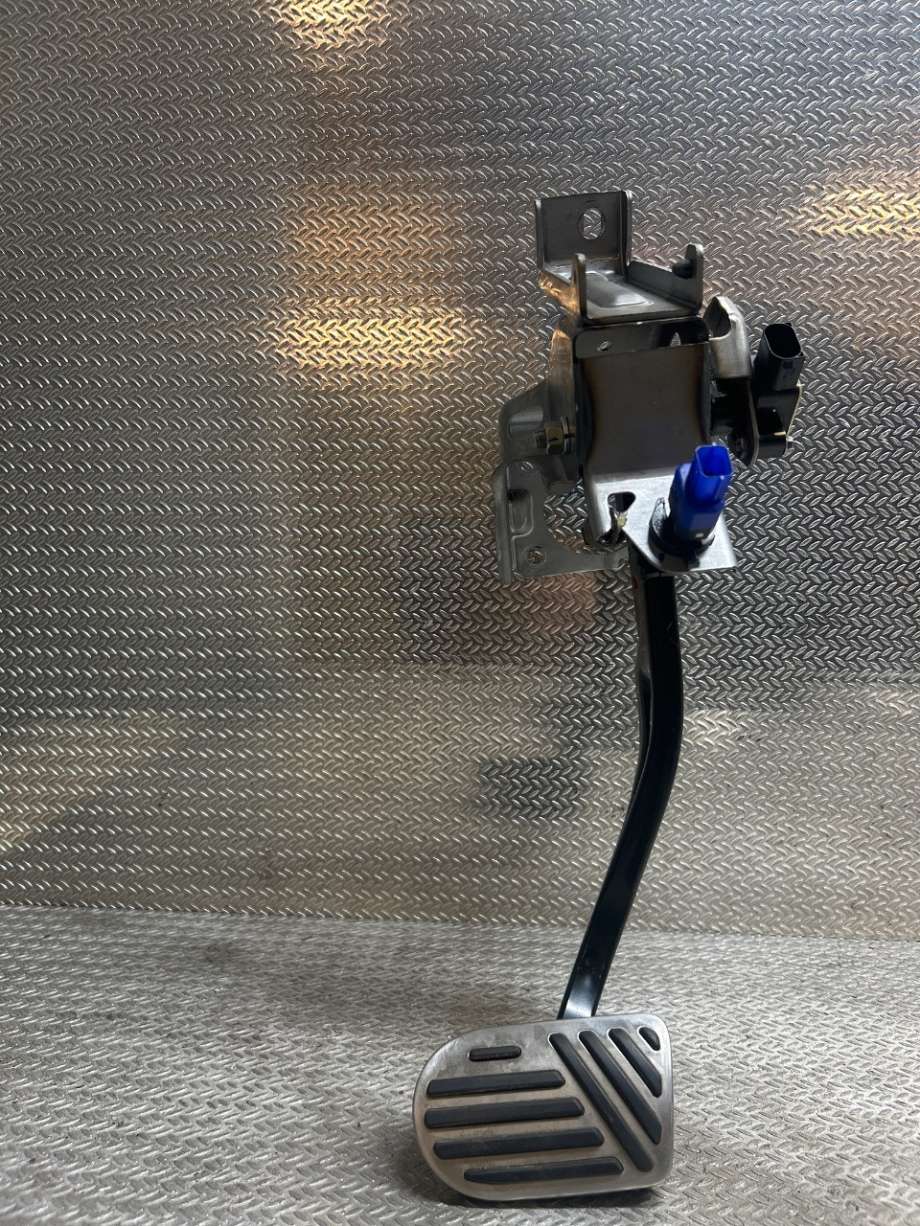 Pedal gass/brems/clutch til Hyundai Ioniq 5 2021-->>  (HYUNDAI|32800GI110|32800-GI110)