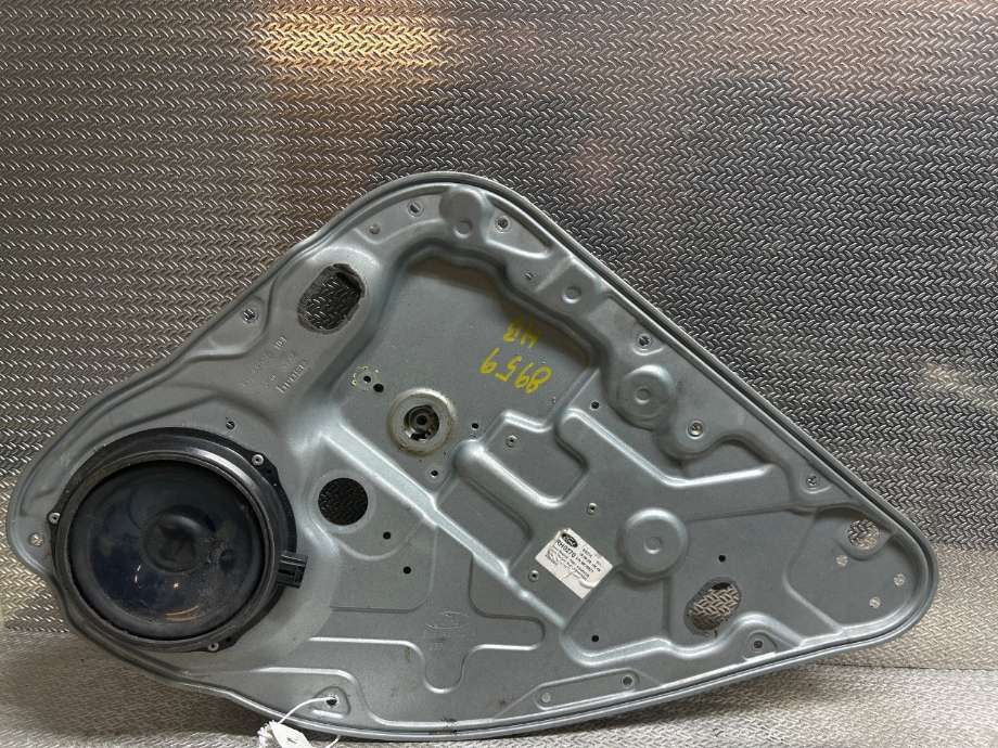 Ruteheis til Ford Kuga 2008-2012 (Type I) (FORD|1738648|3M51-R27000-DA|)
