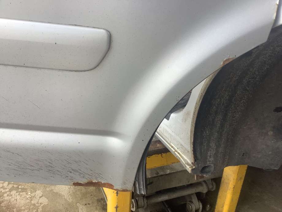 Dør høyre foran til VW Transporter / Caravelle 2003-2009 (Fase 1) (T5) (T5) (VOLKSWAGEN|7E5 831 056 E|7LA 831 056 C|)