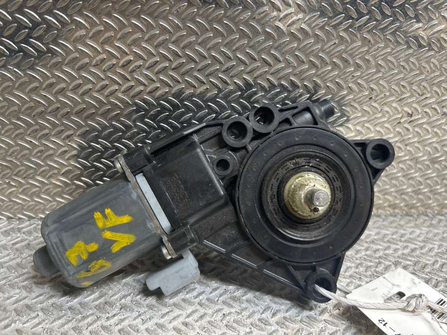 Ruteheis venstre til Hyundai i30, 2007-2012 (Type I)  (HYUNDAI|824502R000)